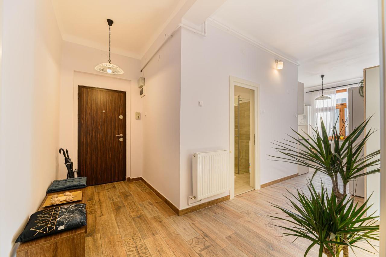 Chic&View Brasov Apartment Esterno foto